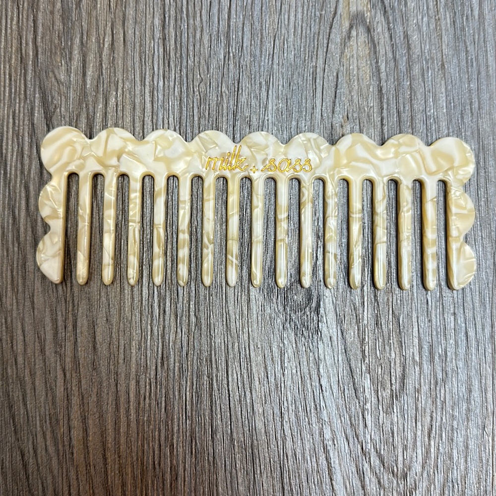Milk and Sass ivory hair comb